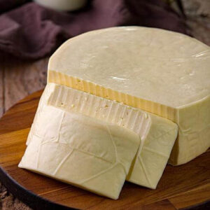 Queijo Coalho inteiro / Agricultura Familiar Kemisson (não-orgânico)